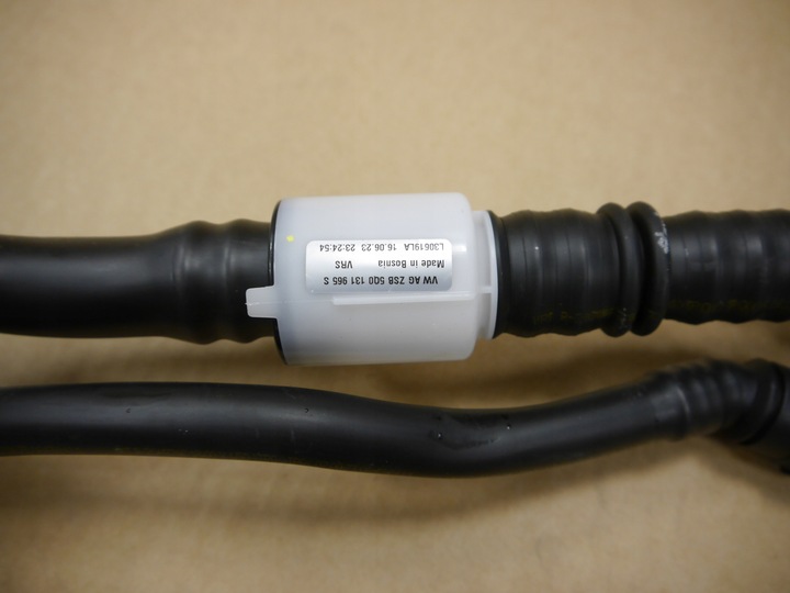 фото №16, Заливная горловина adblue volkswagen golf viii 8