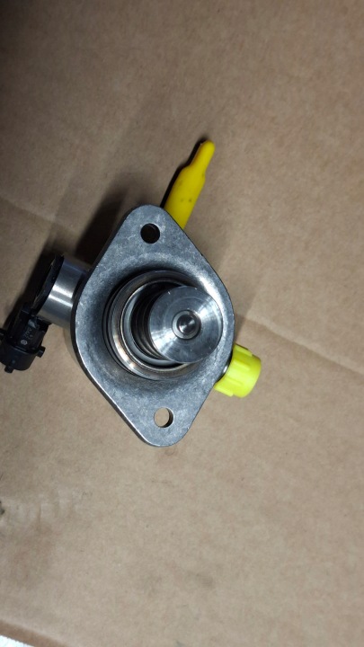 фото №5, Насос пального porsche dr0106144b php040