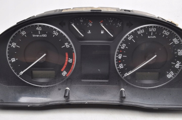 фото №10, Skoda superb i 2.8 v6 193km спидометр приборы 3u0920842b европа