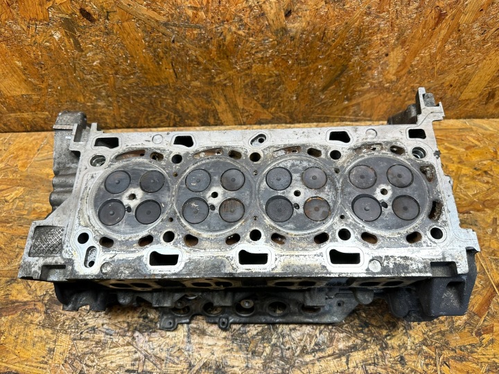 фото №6, Головка кришка вали 2.3 dci m9t master iii 8200519994m