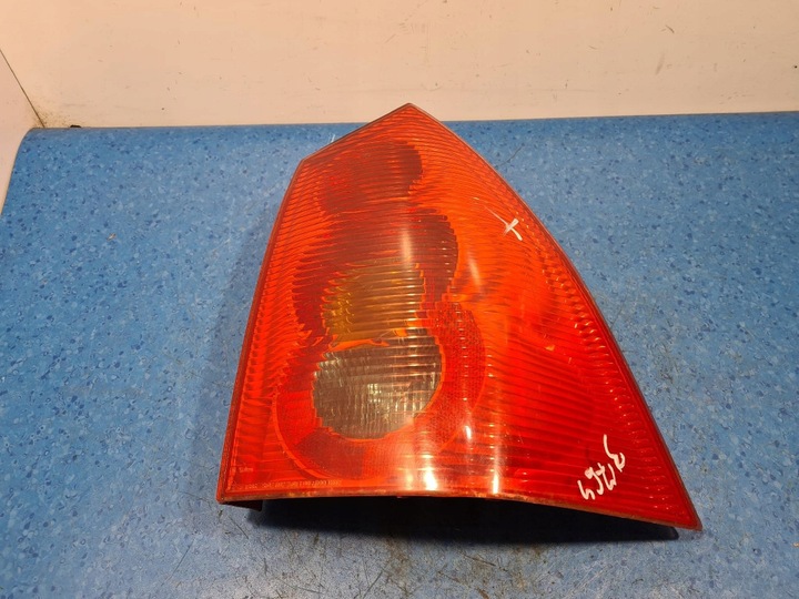фото №1, Peugeot 307 лампа зад права зовнішня