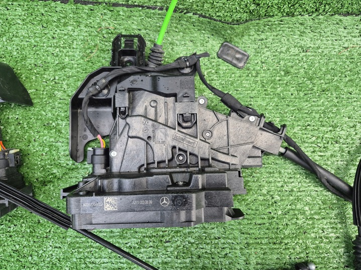 фото №8, Замок двері лівий праві перед зад mercedes eqe 295 294 a295 a294