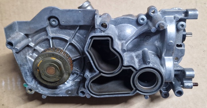 фото №5, Насос воды 05e121111k 05e121117q vw skoda jak новая