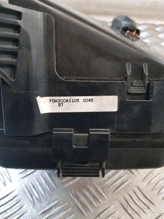 фото №9, Блок предохранителей 18790-01030 hyundai i30 i 1.4b