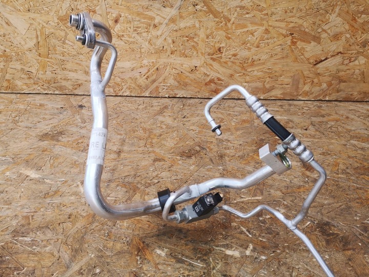 фото №5, Kuga mk3 шланг кондиционера lx6h19e881ab 2.5 hyb