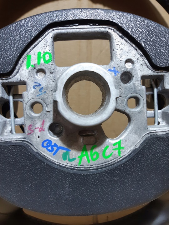 фото №8, Audi a6 c7 рестайлінг кермо шкіра мультифункція 4 спицева 4g0419091m