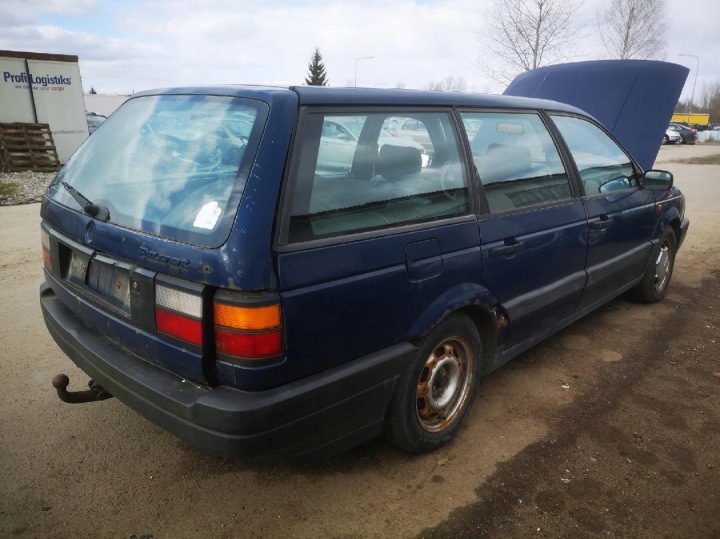 фото №8, Volkswagen passat pas безопасности - задние левое 1991 1.8l 1h3857806
