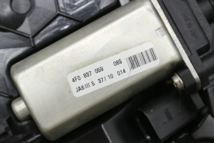 фото №10, Доводчик двері лівий зад audi a8 d4