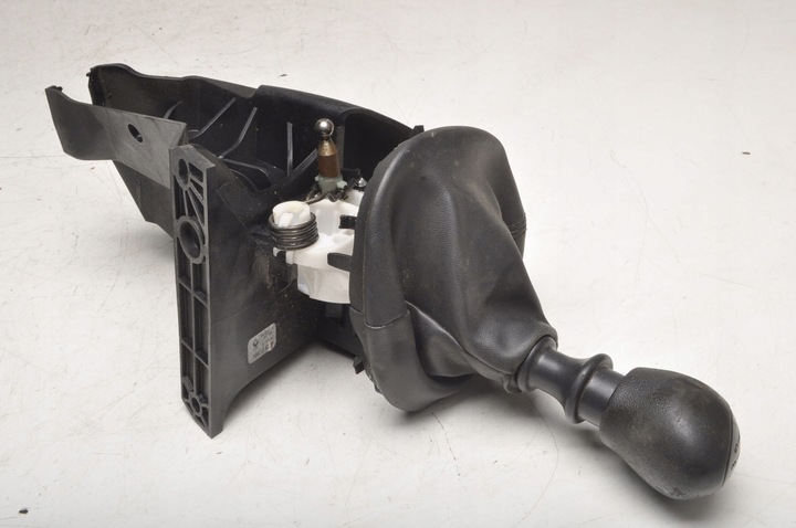 фото №1, Renault trafic iii выборщик домкрат коробки 349012637r