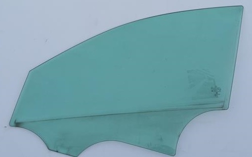 фото №1, Скло двері лівий перед mercedes c 205 w205 2017