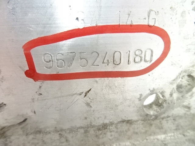 фото №8, Citroen c4 picasso ii ліве кіль кронштейн  підсилювача 9675240180