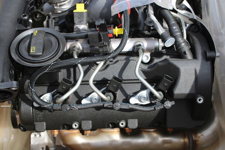 фото №11, Audi система паливний 3.0 tdi форсунки 059130277ek +