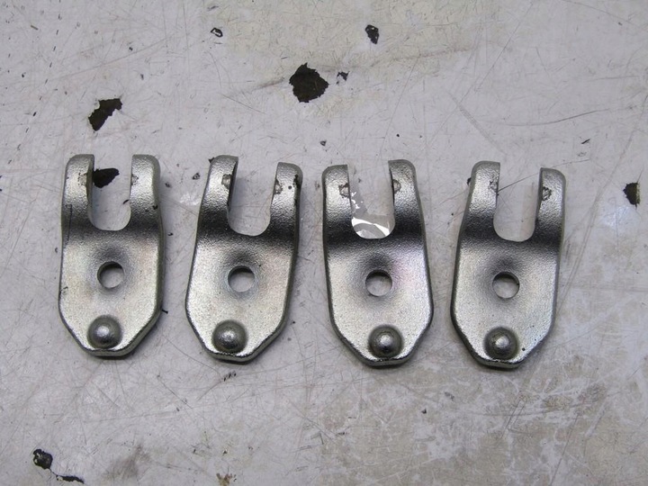 фото №1, Лапи крепление впрыска 1.5d mazda cx3 cx-3