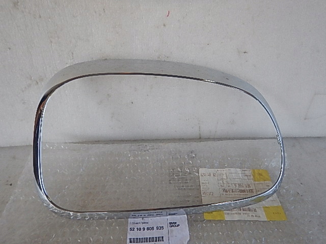 фото №1, Mini cooper r60 рамка хром лампы задней левая