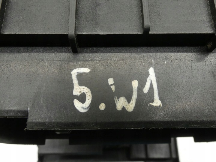 фото №8, Коробка запобіжників vw golf v vi scirocco eos 1k0937125a