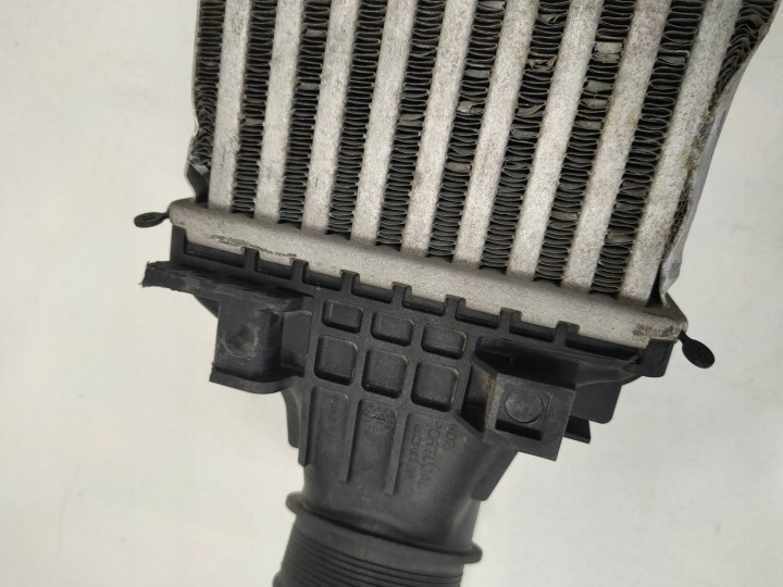 фото №9, Audi a4 b9 8w a5 f5 интеркулер радиатор воздуха 8w0145805ac