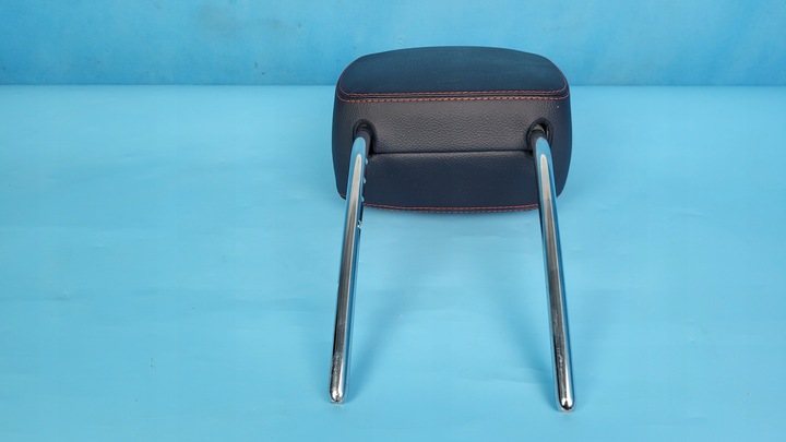 фото №7, Mercedes x247 glb 200 23r подголовник сиденья передней