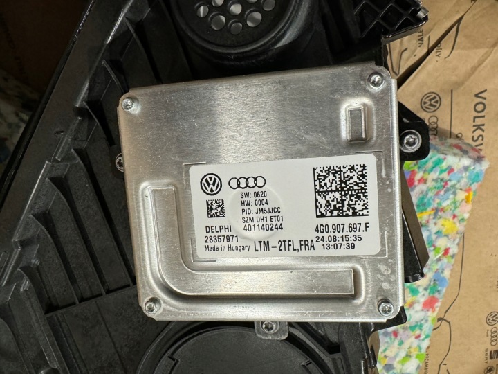 фото №10, Audi a7 c7 рестайлінг фара лампи повний led ліва права оригінал 4g8941034m комплект