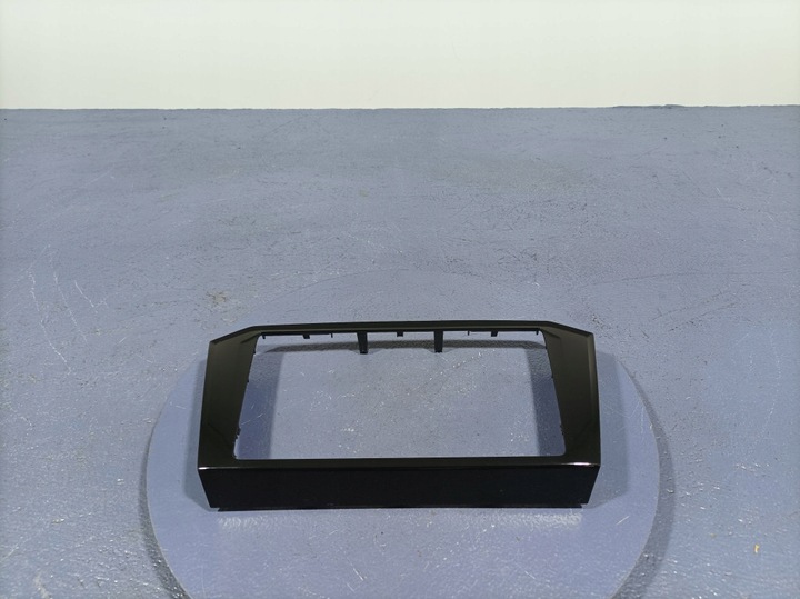 фото №1, Vw passat b8 dekor рамка дисплея радіо навігації 3g8858069b