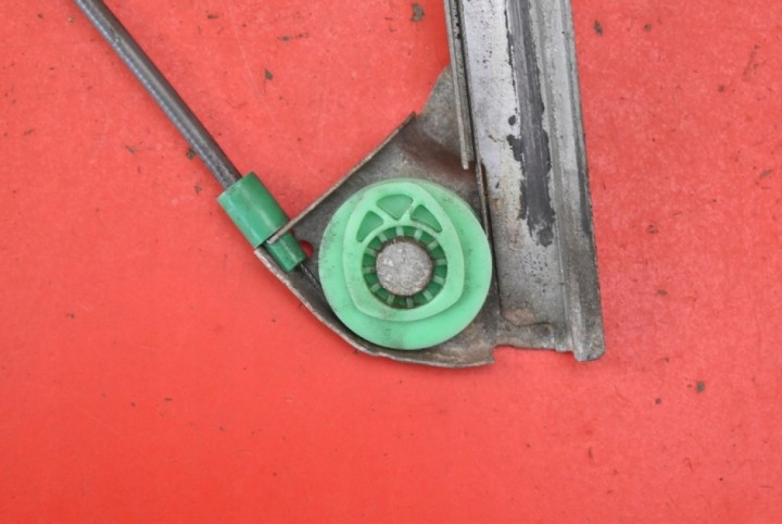 фото №5, Склопідйомник правий перед eu 992664-100 cadillac cts 1 i 02-07