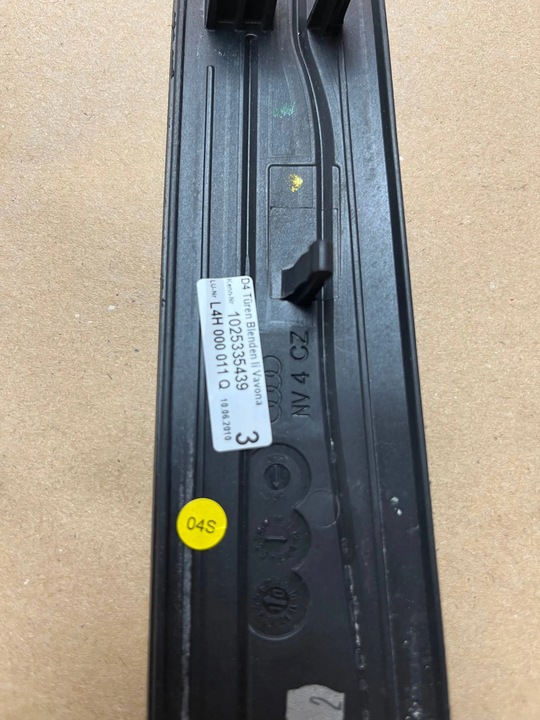 фото №9, Планка dekor двері лівий зад дерево audi a8 d4 оригінальний номер