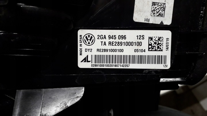 фото №11, Vw t-roc 17- лампа правая задняя led 2ga945096