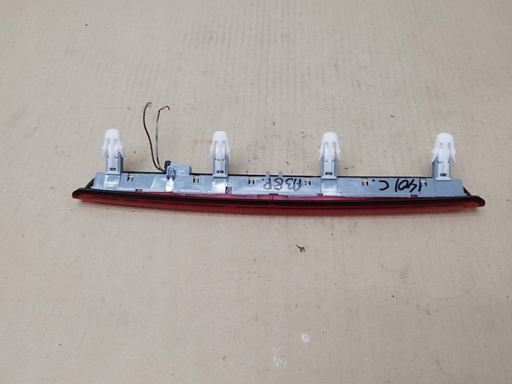 фото №6, Лампа третье свет сплав крышки audi a3 8p 5 дверь 8p4945097 2003-2008