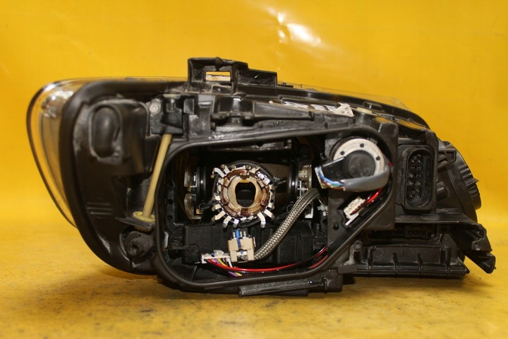 фото №8, Лампа лівий перед audi q7 bixenon 4l0941003a