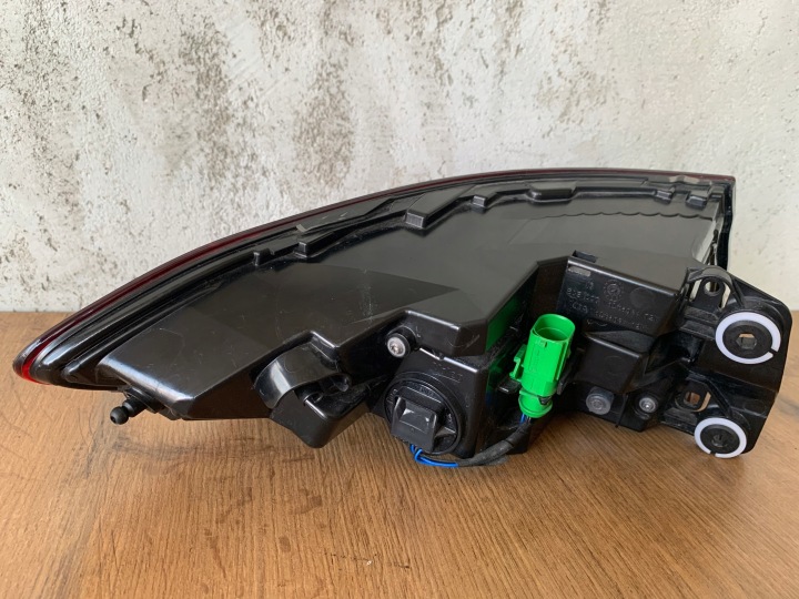 фото №9, Audi a8 d5 oled matrix фара правая задняя правое зад 4n0945208p европа