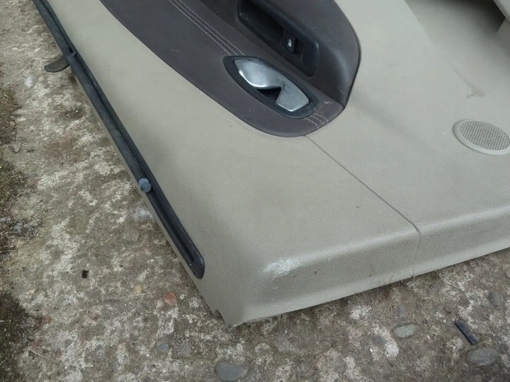 фото №11, Scenic iii 09-16 оббивка боковина двері eur ролета