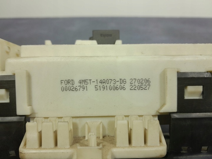 фото №5, Ford focus mk2 коробка запобіжників bsi 4m5t-14a073-dg