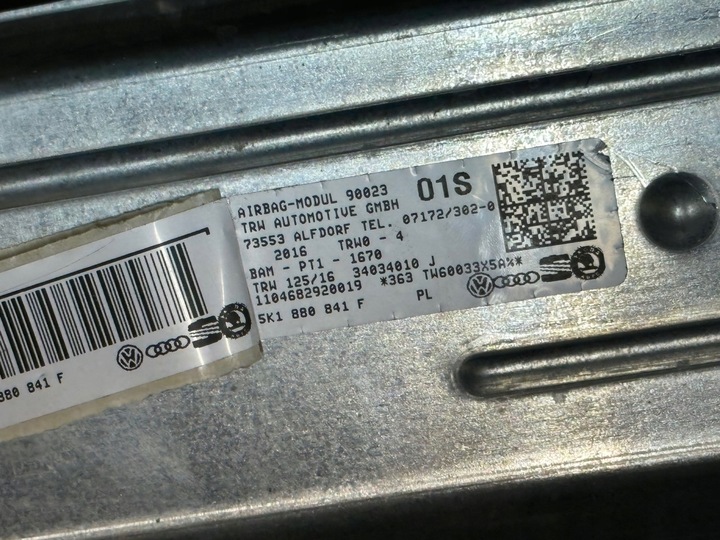 фото №4, Подушка безпеки подушка колінна vw golf vi 6 5k1880841f