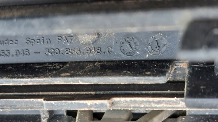 фото №8, Vw passat b8 аксессуар решётка радиатора