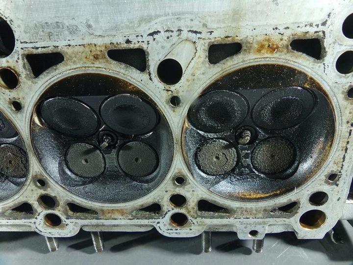 фото №10, Audi a8 d2 3.7 v8 головка двигуна 077103373ae