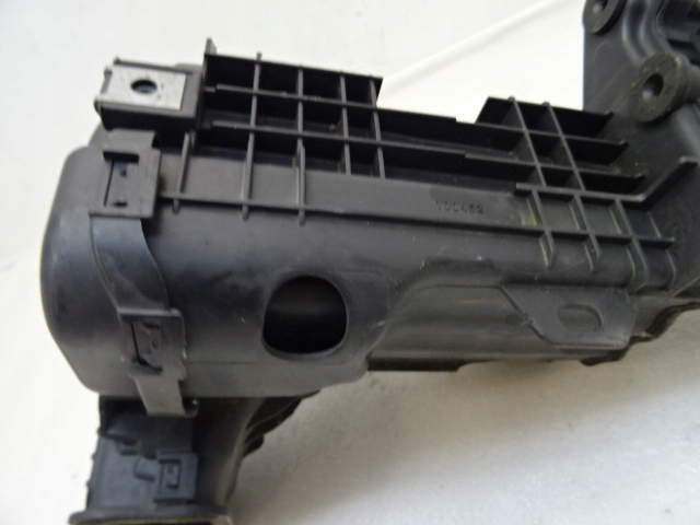 фото №9, Peugeot 308 t9 1.6 thp резонатор уловитель воздуха 9689014180