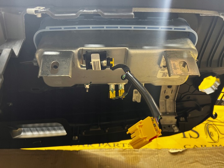 фото №11, Комплект панель консоль подушки подушка безпеки ford втулка стабілізатора mk4 1.5 eb