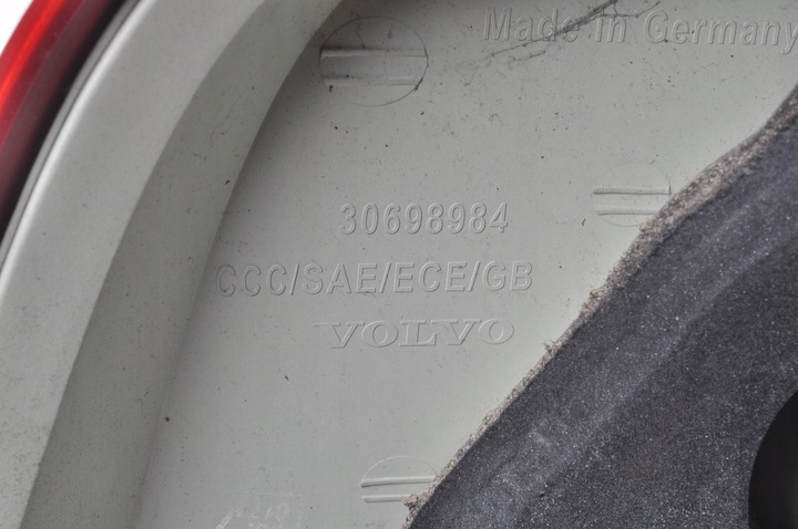 фото №9, Volvo xc70 ii лампа права задня правий зад w крило 30698984