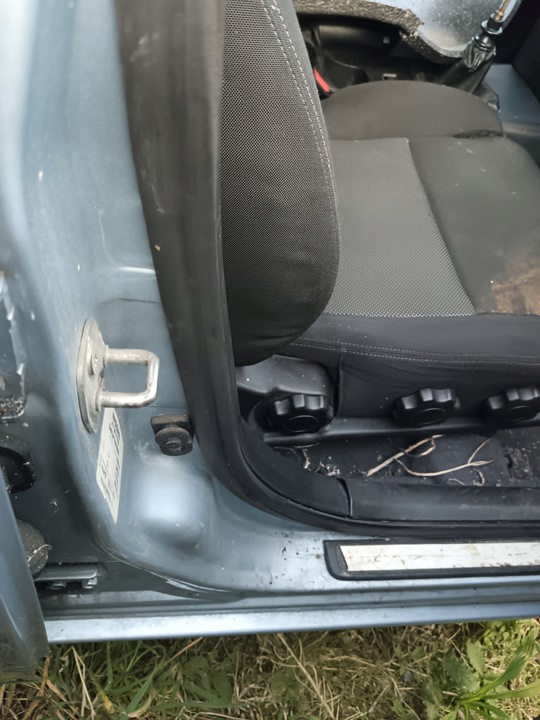 фото №12, Nissan primera p12 sedan hb універсал прокладка двері ліва права перед зад 02-