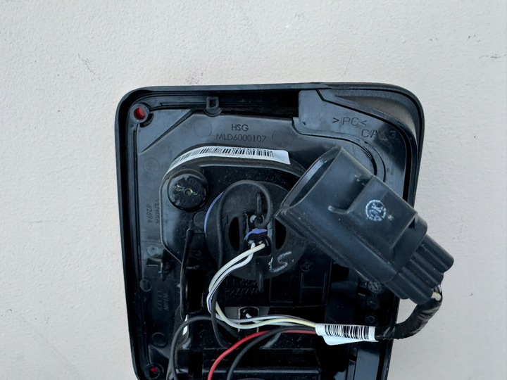 фото №9, Jeep wrangler iii 3 jk 06-18r лампа права задня праві зад 55078147ag