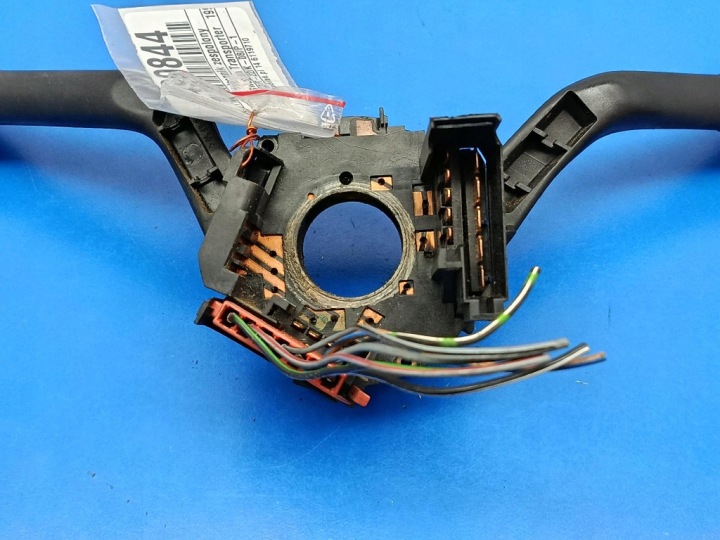 фото №7, Vw transporter t4 кузовной переключатель комбинированный 703953503ak