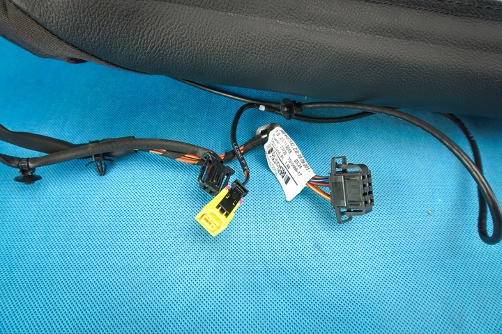 фото №7, Спинка сидіння перед двигунчик килимок audi a4 8k a5 8t 8t8881880 8k0963557a