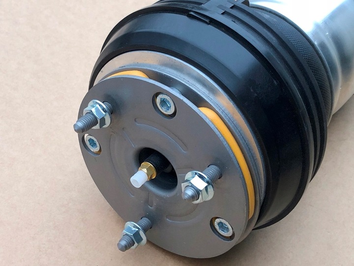 фото №13, Амортизатори зад пневмоподушки ads a2233209803 a2233209703 do s w223 4matic 2020-