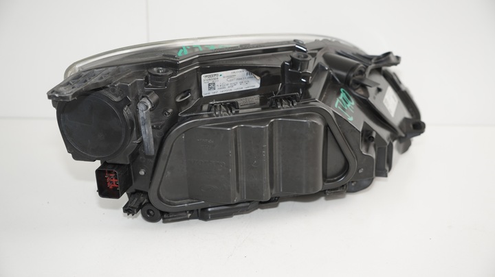 фото №7, Лампа левый перед volvo v40 ii 2 12-15r