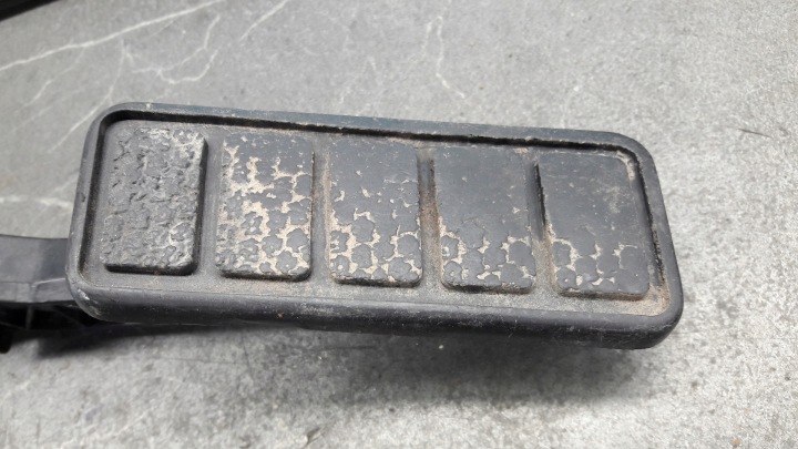 фото №9, 1272001 педаль газа volvo 960 v90 s90 3.0 r6