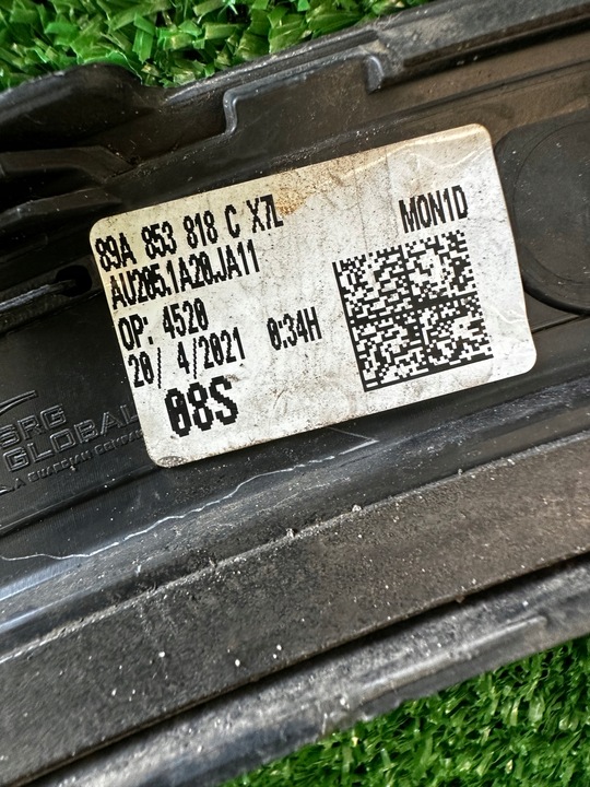 фото №9, Audi q4 e-tron планка крила правий зад