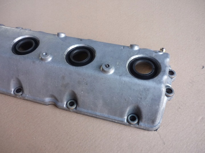 фото №7, Крышка клапанов правая opel 3.0 cdti 177km y30dt