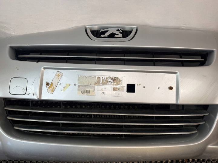 фото №8, Бампер перед передний галоген решётка peugeot 5008 i код краски: ezrc 2009-
