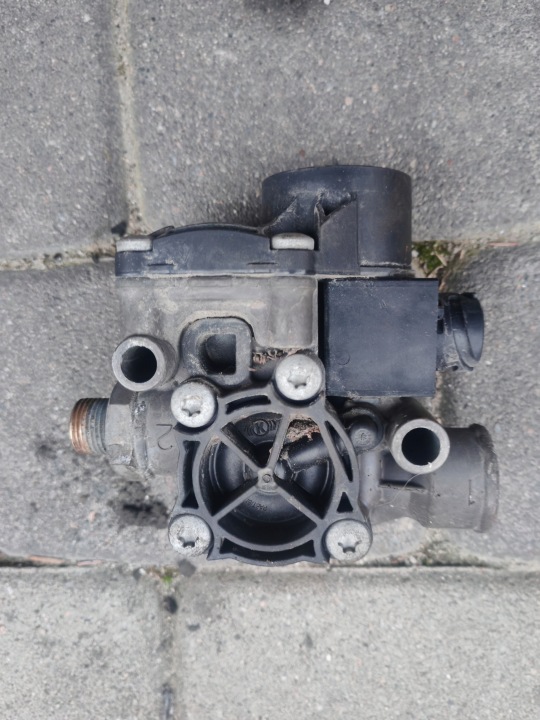 фото №8, Клапан перед гальма abs ford f-max 500 cargo євро 6 k038450