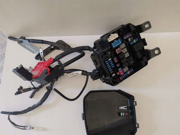 фото №8, Mazda cx30 коробка запобіжників 2.5 бензин автомат usa