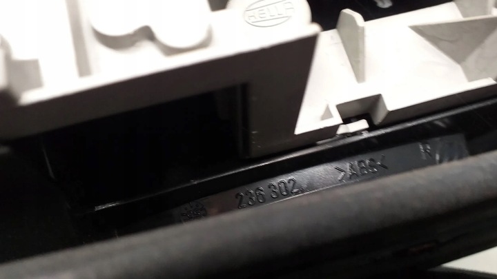 фото №7, Jaguar xj x300 лампа задня права 236009-02